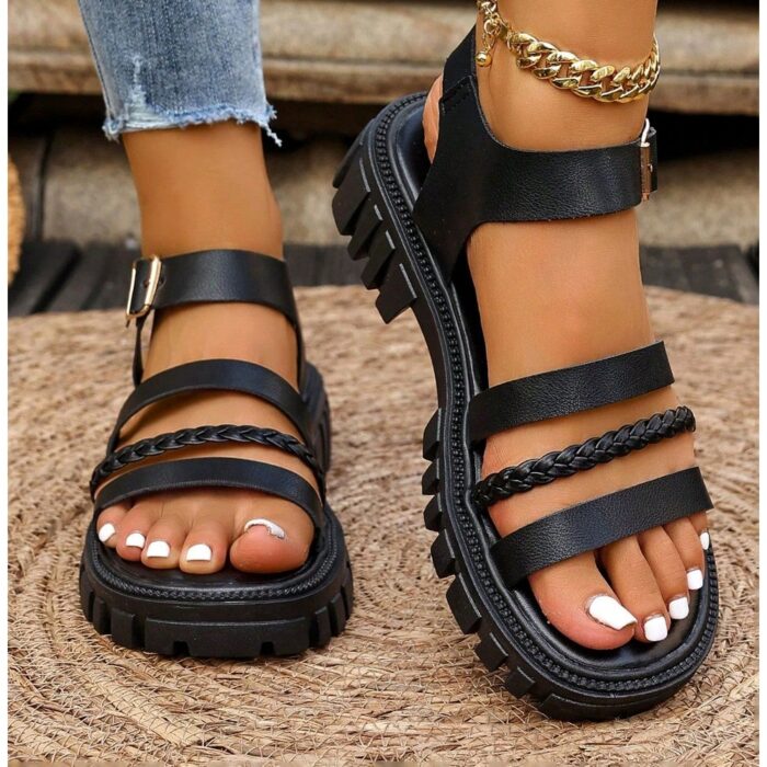 UrbanTrend Sandals