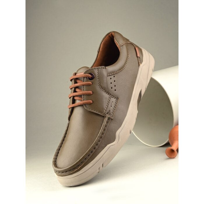 UrbanWalk Lace Casual Shoes